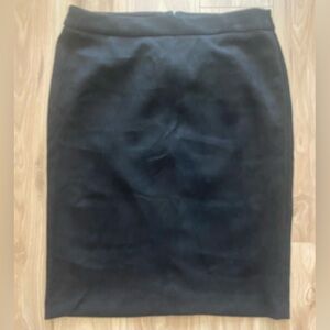 Tahari Faux Leather Black Midi Skirt Women’s Size Large Pencil Style Skirt